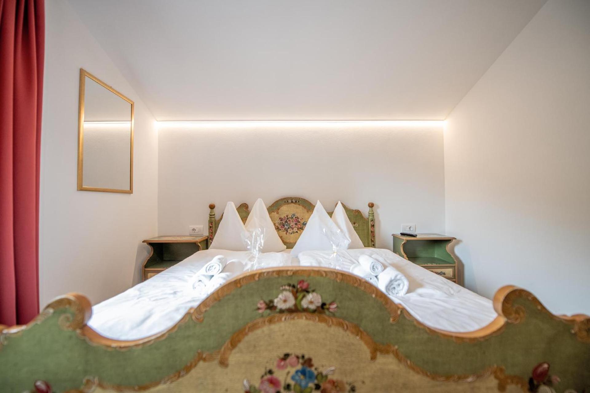 Hotel Lago Della Creta Сан-Виджилио-ди-Мареббе Экстерьер фото