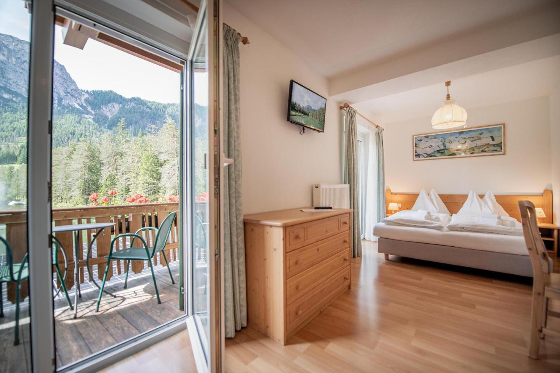 Hotel Lago Della Creta Сан-Виджилио-ди-Мареббе Экстерьер фото